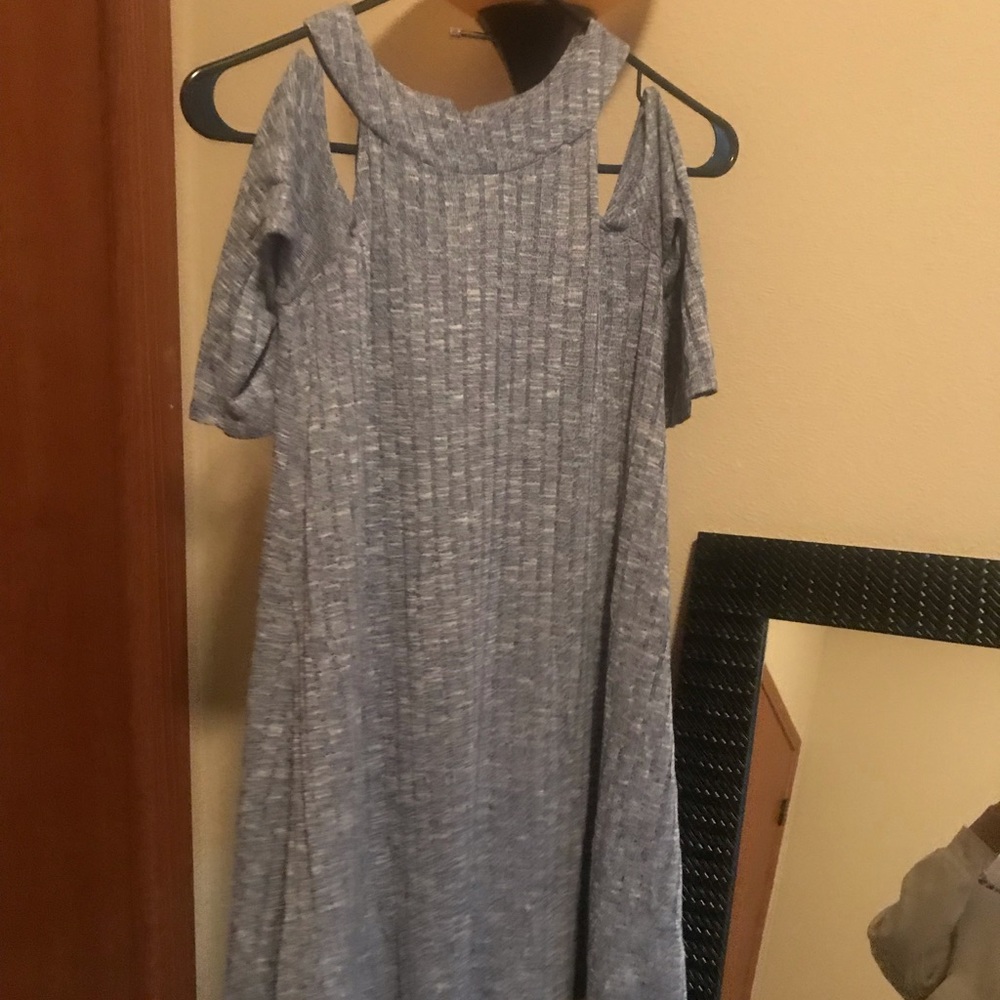 Blue, shoulderless, with sleeves